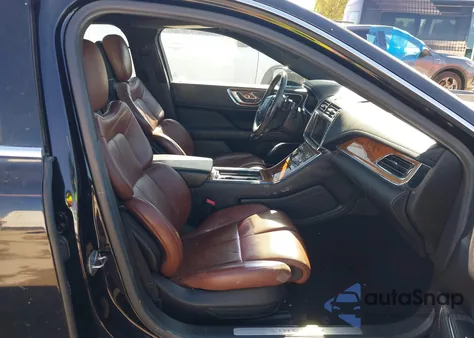 2017 Lincoln Continental Reserve z USA, uszkodzony, nr VIN 1LN6L9NP2H5636618